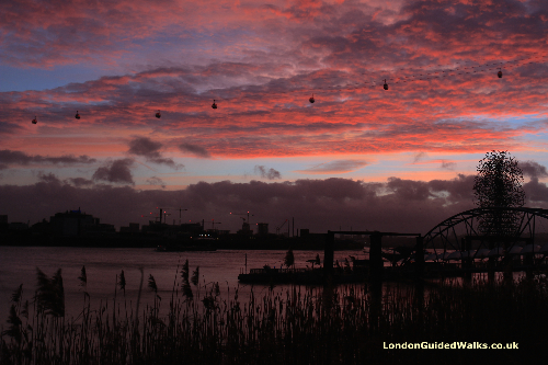 Sunrise along the Thames