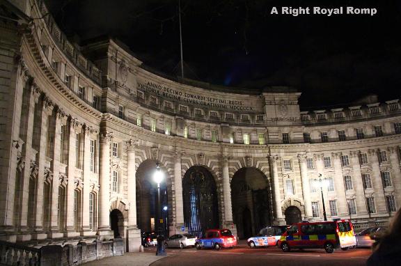 Royal Romp Guided 1hr walk in London